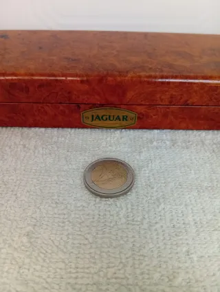 🇨🇭Estuche JAGUAR