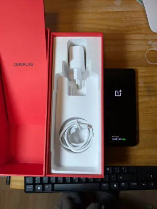 OnePlus 8T