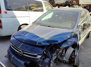 Opel 2135828 centralita motor uce 55501607 astra k