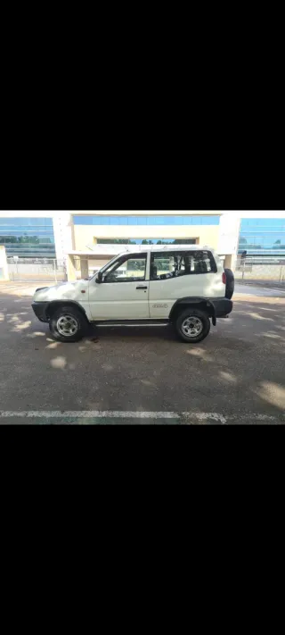 Nissan Terrano II 1996