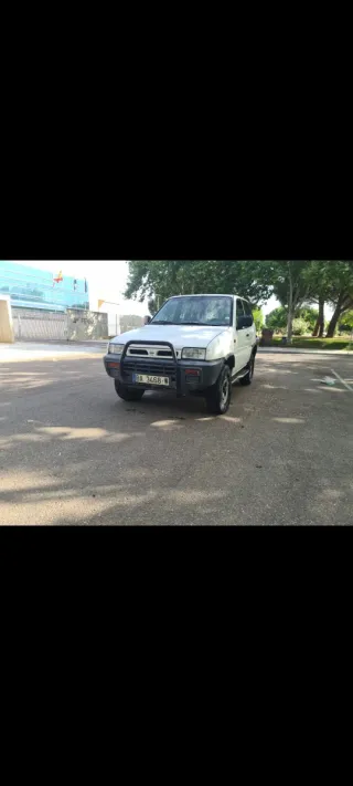 Nissan Terrano II 1996