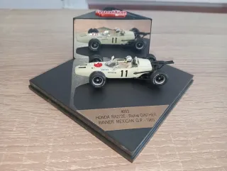Quartzo Honda RA272E Richie Ginther 1965 1:43