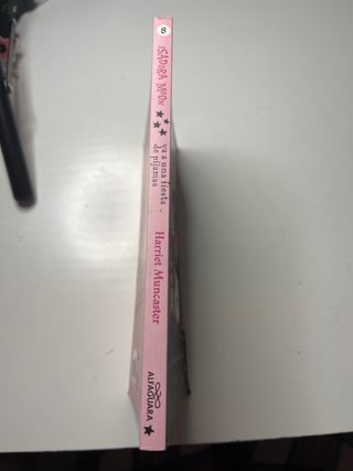 Isadora Moon va a una fiesta de pijamas / Isado...