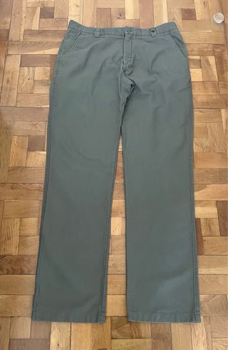 Pantalón beige de chico. Caramelo. Talla 46