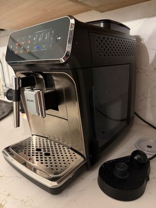 Cafetera Philips Serie 3300 - Superautomática