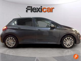 Peugeot 208 5P ALLURE 1.2L PureTech 60KW (82CV)