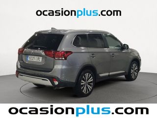 Mitsubishi Outlander 200 MPI Motion 2WD CVT 7 Plazas 110 kW (150 CV)