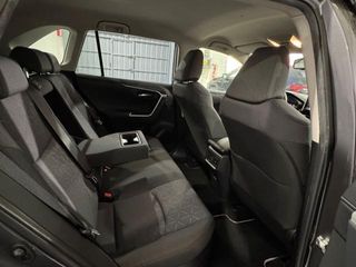 TOYOTA RAV4 Hybrid 220H 4x2 Advance