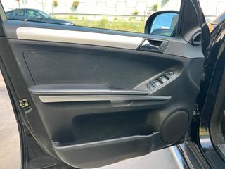 MERCEDES_BENZ Clase M ML 320 CDI Edition 10