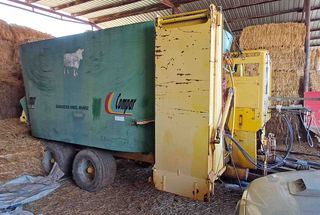 Unifeed Compar 26 metros cubicos.