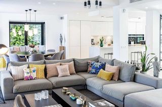 Chalet en alquiler en Nueva Andalucía centro en Marbella