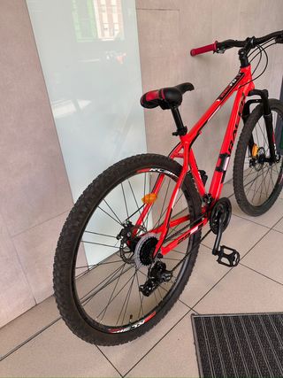 Bicicleta de Montaña Racer Roja