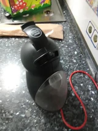 Cafetera Dolce Gusto Negra