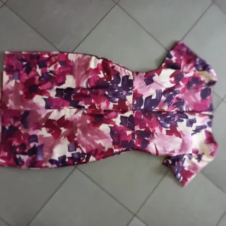 Vestito Max&Co floreale rosa e viola. Seta 100%