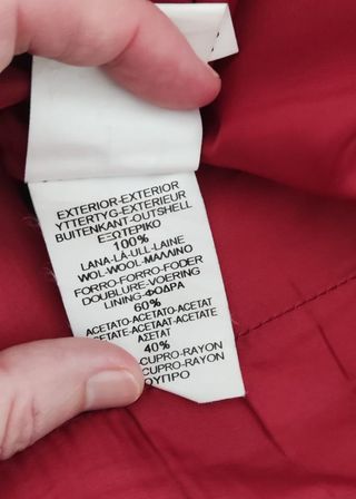 Falda tweed roja de lana de Massimo Dutti, talla S