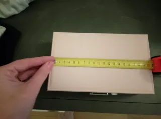 Portagioie rosa con scomparti