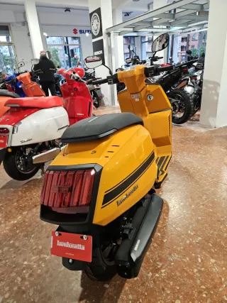 Lambretta X300 Km 0