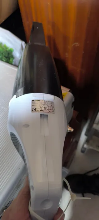 Aspirador de mano Severin