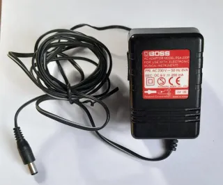 Adaptador BOSS PSA-230P original