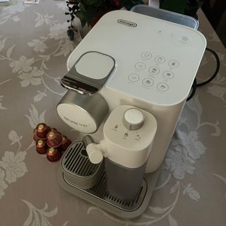 Cafetera Nespresso Gran Lattissima Blanca