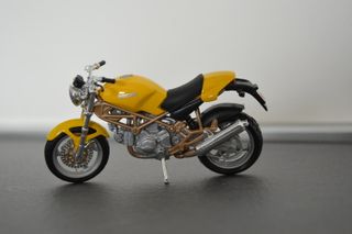 Modellino Ducati Monster 1:18 Maisto
