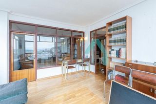 Piso en alquiler en Milán - Pumarín - Teatinos en Oviedo