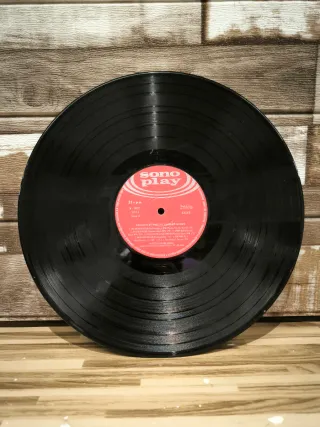 Vinilo Nuestro Pequeño Mundo - El Folklore