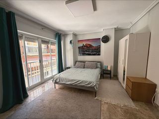 Oficina en venta en Campoamor en Alicante