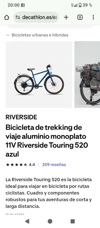 Bicicleta azul con portaequipajes