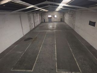 Local comercial en alquiler en Centre en Hospitalet de Llobregat, L´