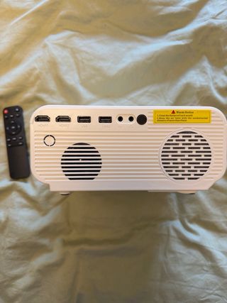 Proyector Jimveo J61 con Mando