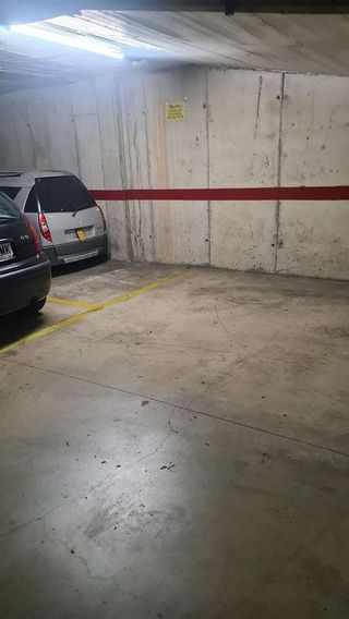 Garaje en venta en Baró de Viver en Barcelona