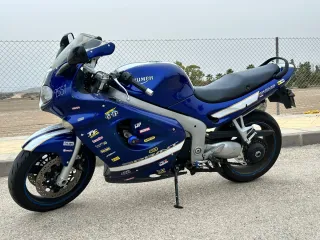 Triumph sprint ST 955i