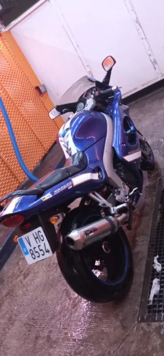 Triumph sprint ST 955i