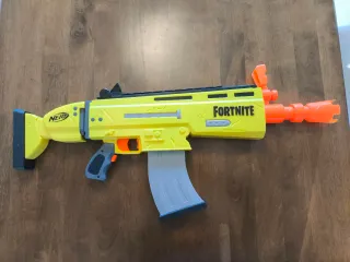 Nerf Fortnite Amarillo