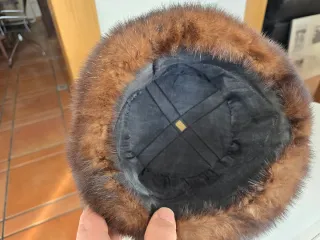 Gorro de pelo marrón