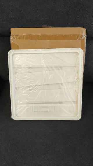 Caja de almacenamiento de plástico y papel