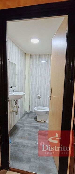 Local comercial en venta en Castilla - Hermida en Santander