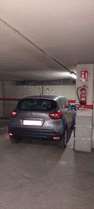 Garaje en venta en Collblanc en Hospitalet de Llobregat, L´