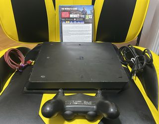 PS4 Slim 500GB 12.50 mando FIFA cables