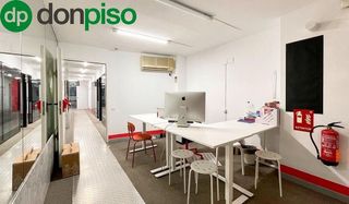 Local comercial en venta en La Sagrada Família en Barcelona