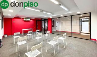 Local comercial en venta en La Sagrada Família en Barcelona