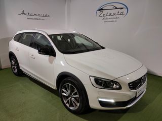 Volvo V60 2.0 D3 Cross Country Plus