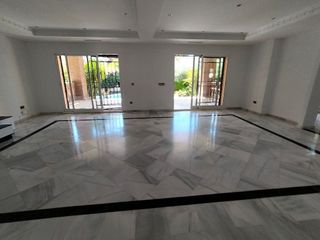 Chalet en alquiler en Elviria en Marbella