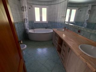 Chalet en alquiler en Elviria en Marbella