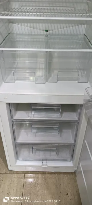 NEVERA COMBI FREEZER IKEA ENERGÍA A+