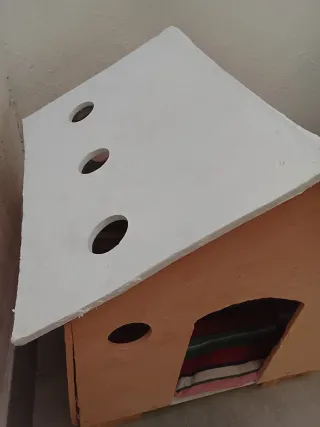 Casa para perro de madera