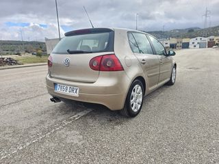 Volkswagen Golf 2005