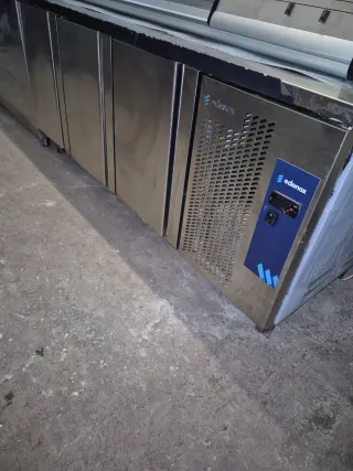 Bajomostrador Edenox