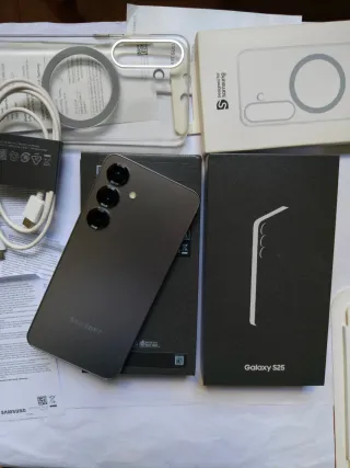 Samsung Galaxy S25 256GB 12GB RAM Nuevo todo bien